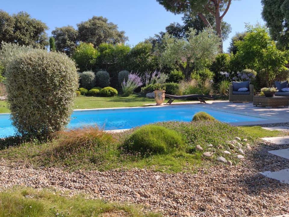 La Mathilde Bed & Breakfast Villeneuve-lès-Avignon Екстериор снимка
